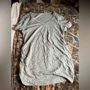 Women’s maternity shirt